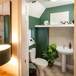 Character, Comfort And Convenience, No 5 Rosedene Mews *