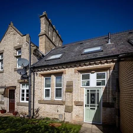 Character, Comfort And Convenience, No 5 Rosedene Mews