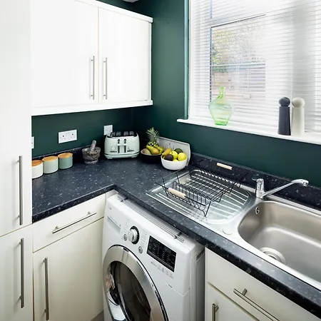 Feriehus Character, Comfort And Convenience, No 5 Rosedene Mews